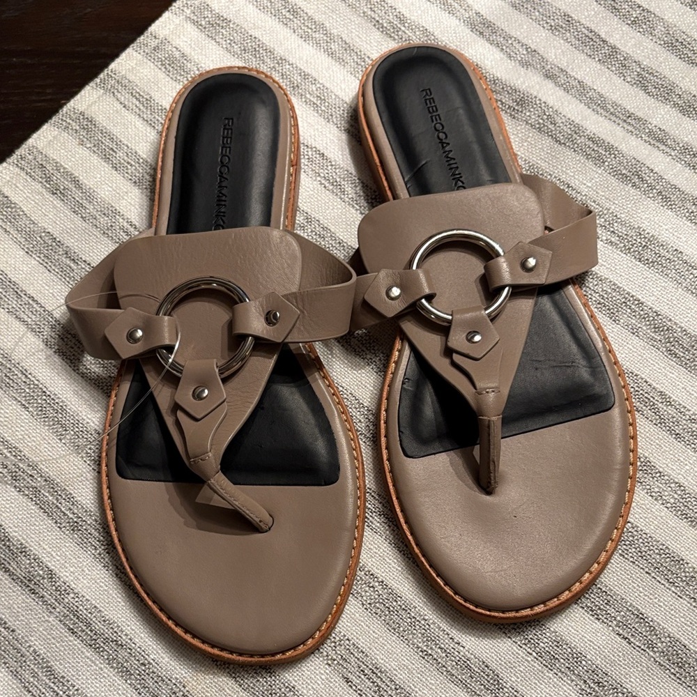 Rebecca Minkoff Sheena Taupe Thong Leather Sandals NWOT Size 7M